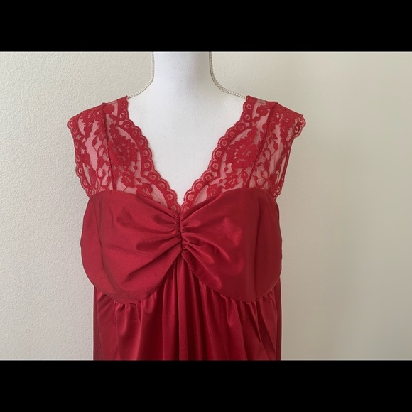 Night Gown - Picture 2 of 8